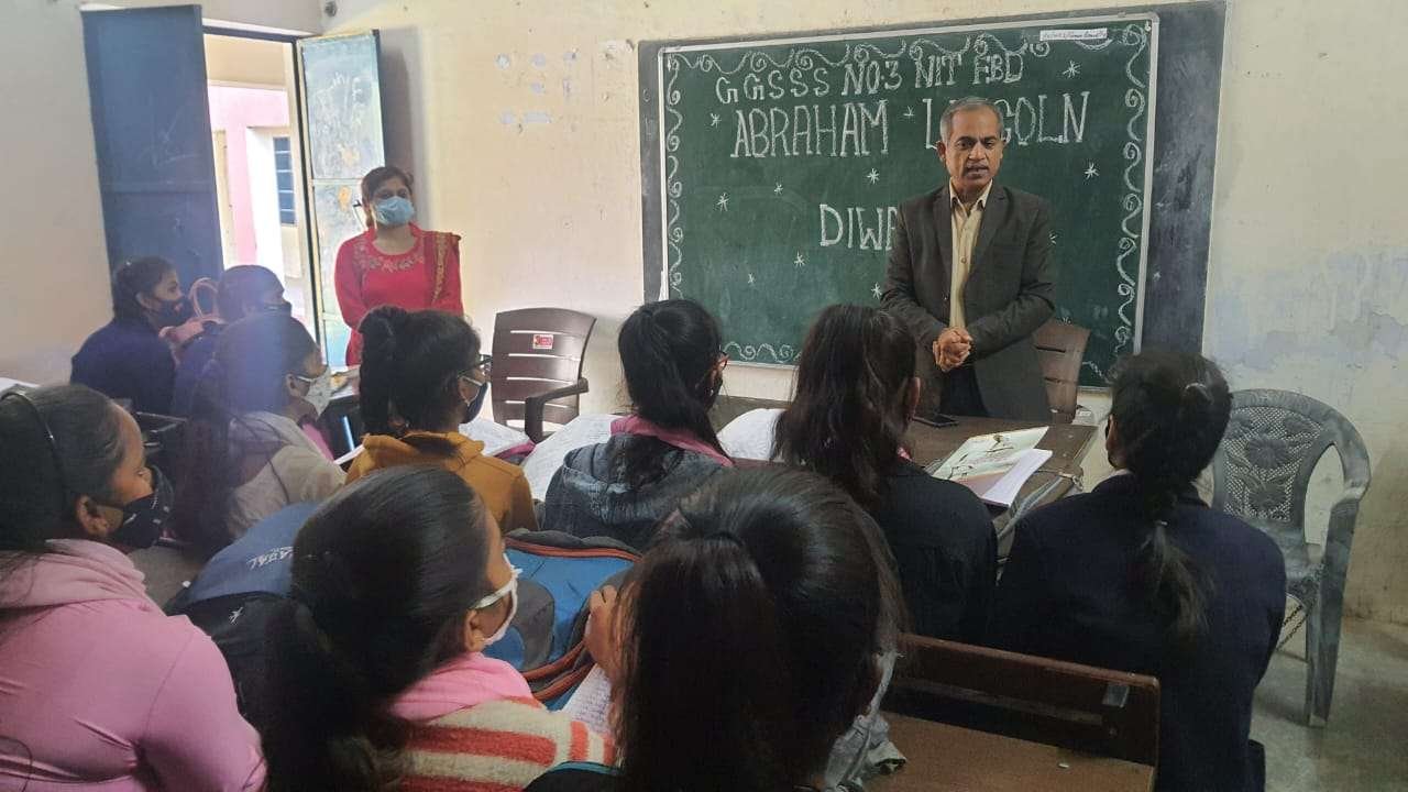 अब्राहम लिंकन पर आधारित टॉक शो आयोजित 1 IMG 20220212 WA0007