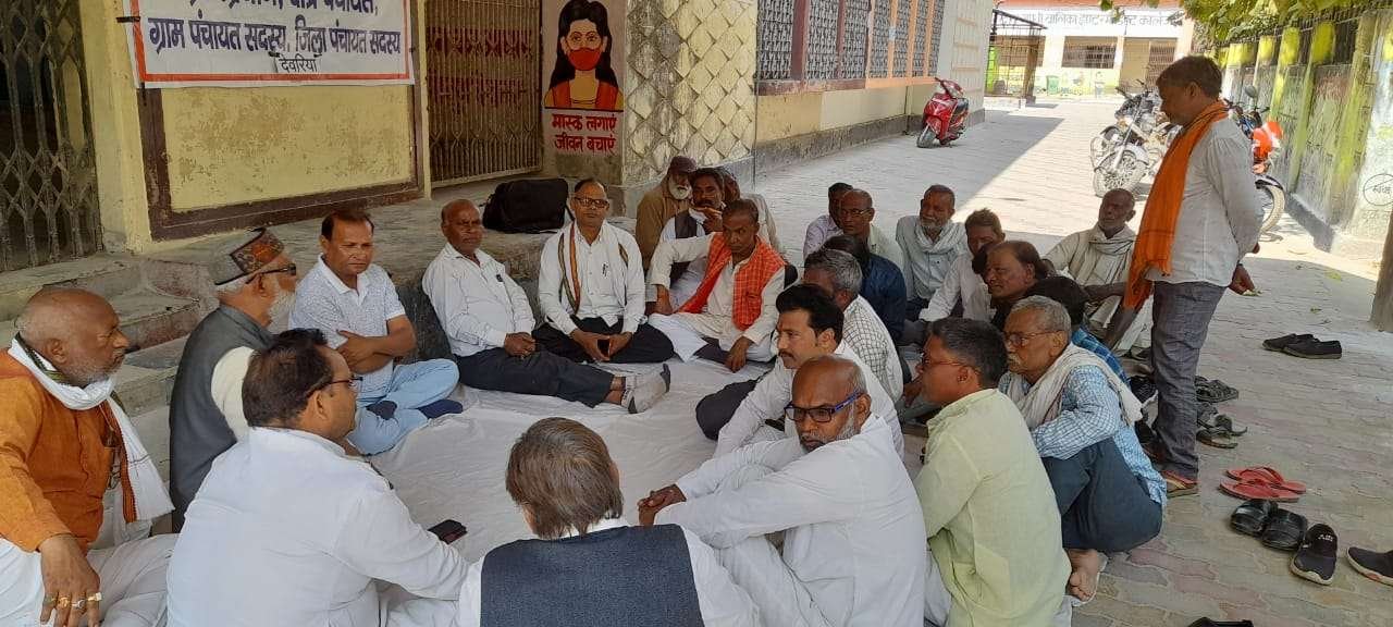देवरिया - लोकतंत्र की मजबूती के लिए पंचायतों को आगे आना होगा 1 IMG 20220308 WA0003