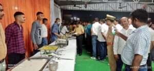 जनपद महराजगंज के पुलिस लाइन प्रांगण में एक बड़े दावत का हुआआयोजन 3 IMG 20220316 WA0024