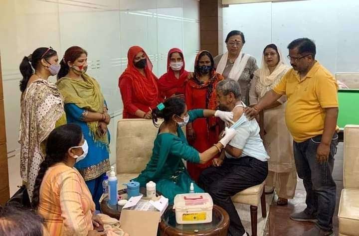 फरीदाबाद - अचीवर सोसायटी में लगाया गया वैक्सीनेशन कैंप 1 IMG 20220423 WA0006