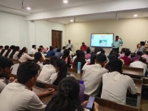 इंस्टिट्यूट ऑफ टेक्नोलॉजी एंड मैनेजमेंट गीडा गोरखपुर के संयुक्त तत्वाधान में मस्तिष्क का उपयोग कर सफल उद्यमी बने - राणा 1 IMG 20220628 WA0059
