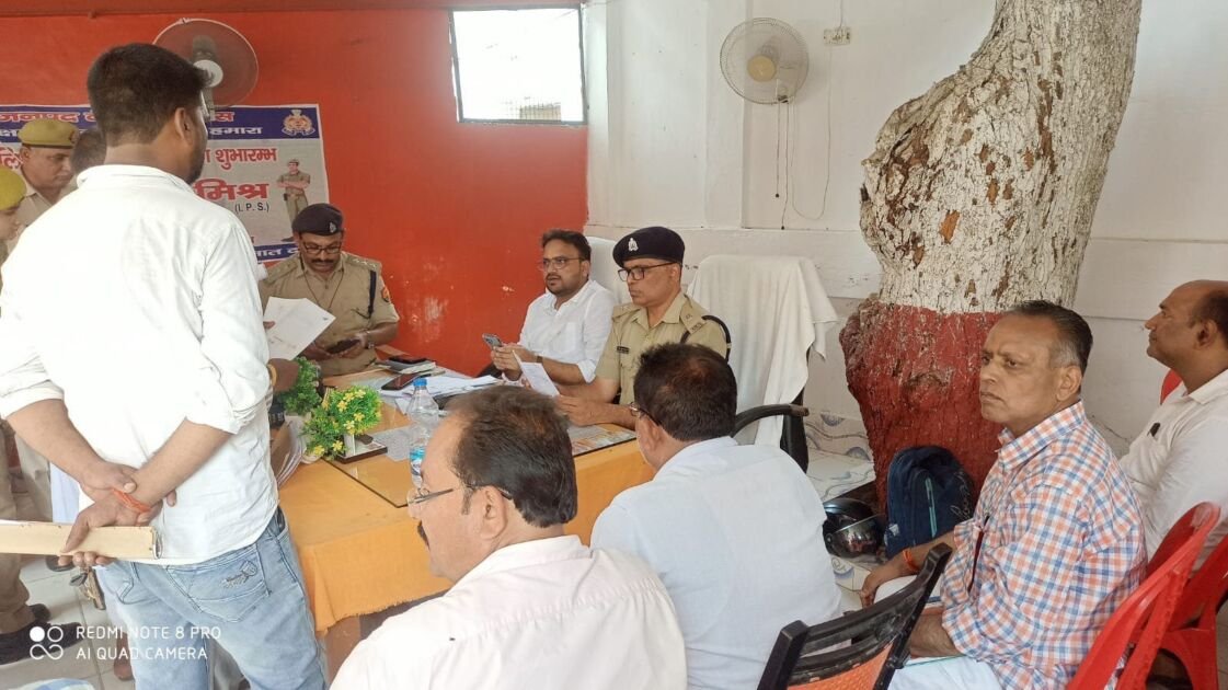 देवरिया के समस्त थानो पर थाना समाधान दिवस का आयोजन किया गया 1 img 20220709 wa00104549250596013122864