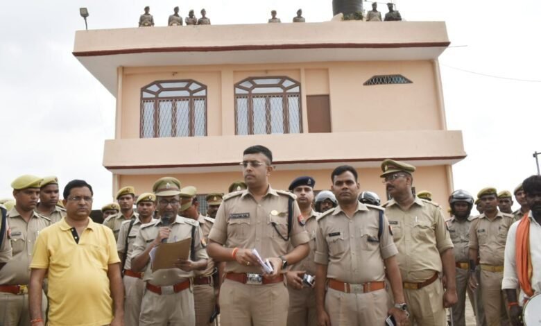 गाजीपुर - ईडी के जाते ही सासद अफजाल के फार्म हाउस पर एसपी की रेड तलाशी के बाद लगी सरकारी सील 1 img 20220819 wa00056808326465832643297