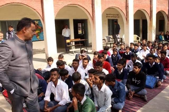 अच्छी शिक्षा प्राप्त कर अपने लक्ष्य तक पहुंचे छात्र-छात्राएं:नयनपाल रावत 1 16 1
