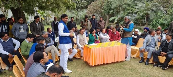अधिकारियों संग सरपंचों,जिला पार्षदों एवं ब्लॉक समिति सदस्यों की करवाई बैठक 2 f3e18c3d 60ec 4458 8caf cbd8d1ff0dbe