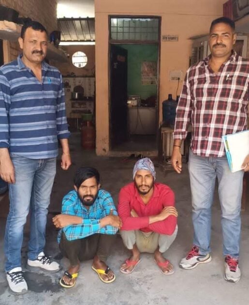 यूपीआई के माध्यम से फ्रॉड करने वाले 2 आरोपियो को क्राइम ब्रांच की टीम ने किया गिरफ्तार 2 WhatsApp Image 2023 03 03 at 1.14.14 PM