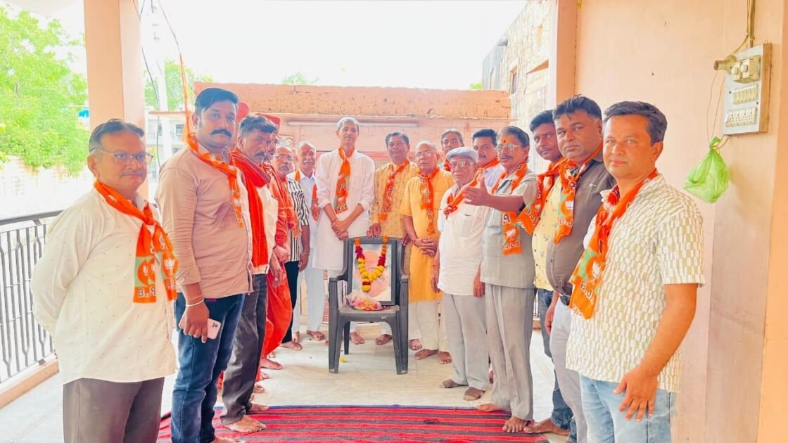 भाजपा ने मनाई श्यामा प्रसाद मुखर्जी की पुण्यतिथि 2 WhatsApp Image 2024 06 23 at 8.42.49 PM