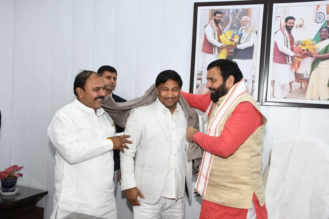 भूमि स्वामी और किसानों के लिए हितकर होगा कृषि भूमि पट्टा विधेयक:राजू ठाकुर 2 WhatsApp Image 2024 11 23 at 9.45.28 AM