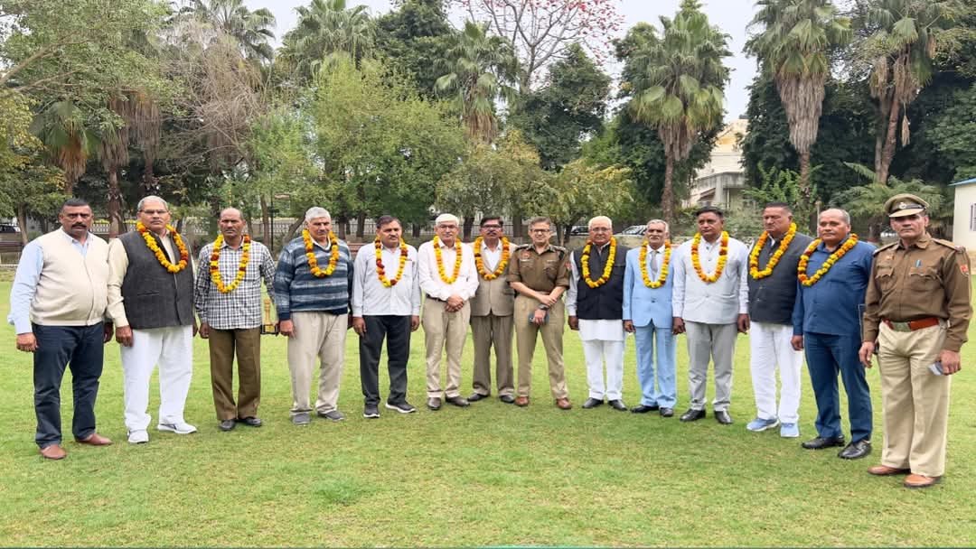 पुलिस के 11 पुलिसकर्मी हुए सेवानिवृत,पुलिस आयुक्त कार्यालय में विदाई समारोह का किया गया आयोजन 1 IMG 20250228 WA0013