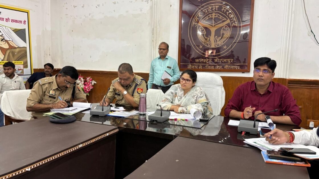 होली पर शांति और सौहार्द बनाए रखने के लिए प्रशासन सख्त, जिलाधिकारी और एसएसपी ने दिए निर्देश 2 IMG 20250304 WA0002