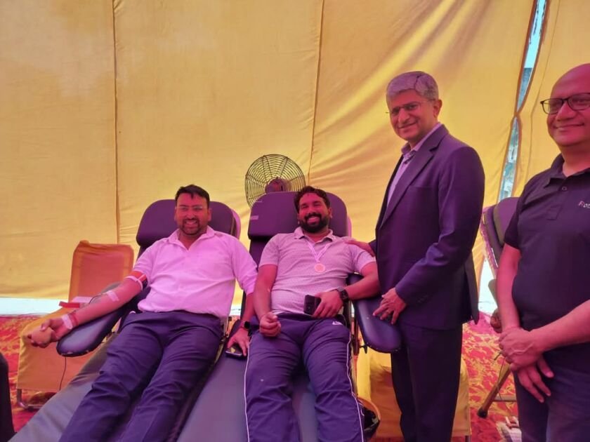 रोटरी क्लब ने गांव भनकपुर में किया रक्तदान शिविर का आयोजन 1 IMG 20250309 WA0010