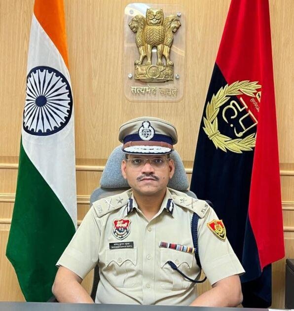 फरीदाबाद पुलिस की बड़ी कार्रवाई: 1 सप्ताह में 29 साइबर अपराधी गिरफ्तार, ₹29 लाख से अधिक की बरामदगी 2 WhatsApp Image 2025 04 06 at 11.10.47 PM