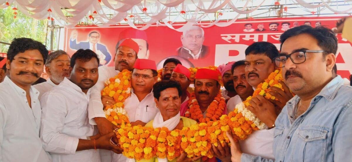 भाजपा के सिंगोल से नहीं, बाबा साहब के संविधान से चलेगा देश - श्यामलाल पाल 3 WhatsApp Image 2025 04 08 at 6.34.43 PM