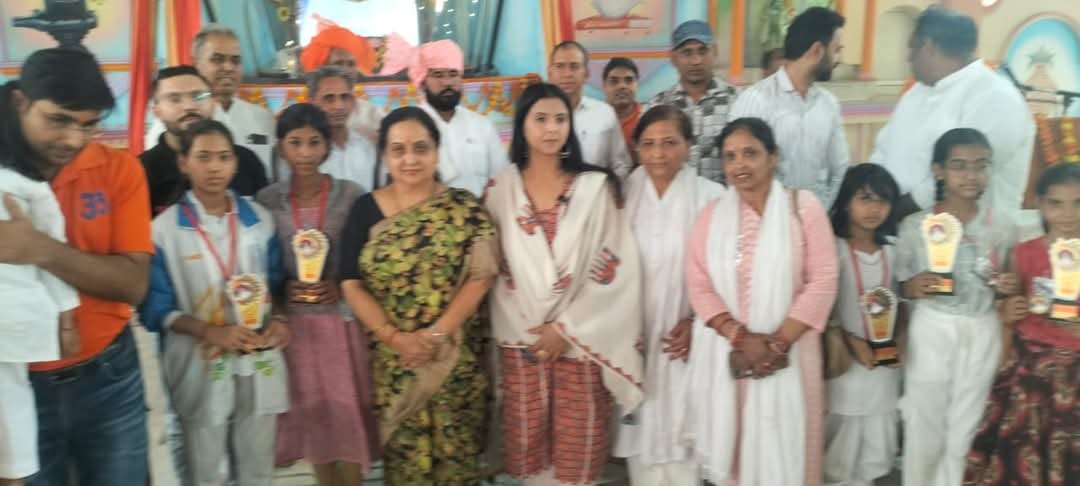 संत आशाराम बापू आश्रम में विद्यार्थी उज्ज्वल भविष्य निर्माण शिविर का आयोजन 2 WhatsApp Image 2025 04 13 at 8.15.05 PM