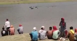 मिर्जापुर के बांध में डूबी महिला का शव गोताखोरों द्वारा निकाला गया