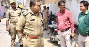 बकरीद से पूर्व मीरजापुर पुलिस अधीक्षक सुरक्षा निरीक्षण करते हुए