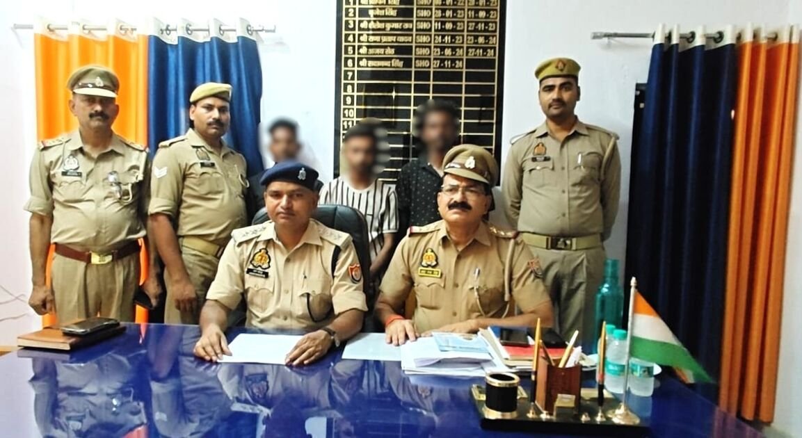 मीरजापुर पुलिस द्वारा गिरफ्तार किए गए पिपराडाड़ आश्रम चोरी के आरोपी