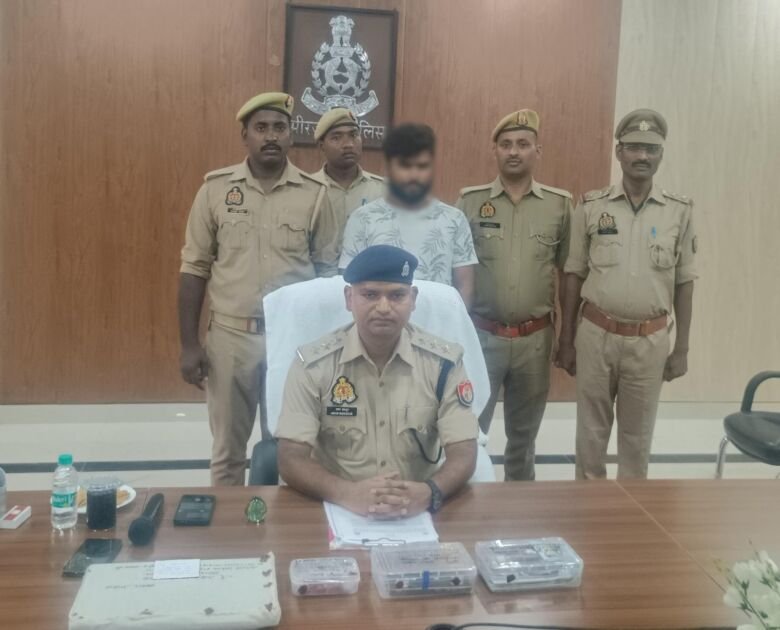 मीरजापुर साइबर थाना द्वारा शातिर ऑनलाइन ठग गिरफ्तार