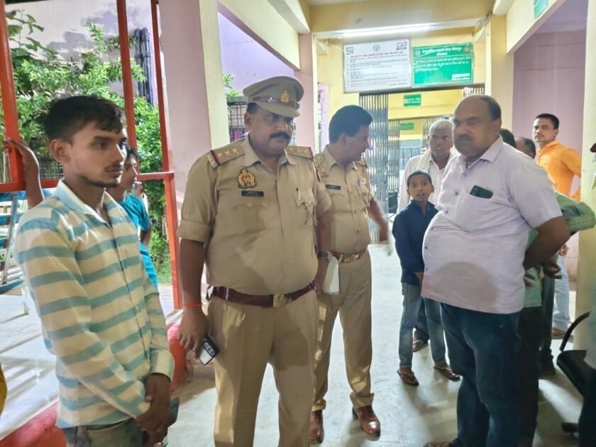 बीकापुर में करंट लगने से मृत किसान परशुराम यादव के घर पसरा मातम