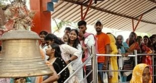 मां भंडारी देवी मंदिर में सावन रविवार को उमड़ी श्रद्धालुओं की भीड़