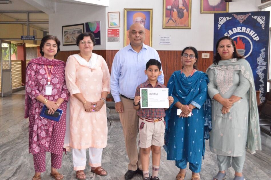 सार्थक खंडेलवाल लॉजीक्विड्स विजेता डीएवी फरीदाबाद
