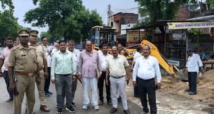 अयोध्या चौरे बाजार में अतिक्रमण हटाने की कार्रवाई