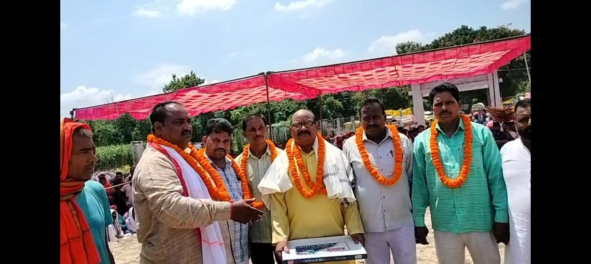 चैनपुर ग्रामसभा में विराट दंगल का हुआ आयोजन 1 IMG 20250817 WA0234