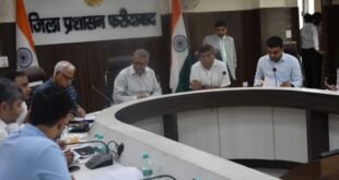 फरीदाबाद विकास बैठक में डी.एस. ढेसी के निर्देश