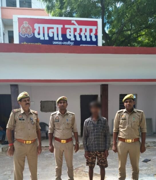 थाना बरेसर पुलिस गिरफ्तार चोरी अभियुक्त