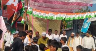 ईदमिलादुन्नबी पर कांग्रेस कार्यकर्ताओं द्वारा सलेमपुर में शरबत वितरण