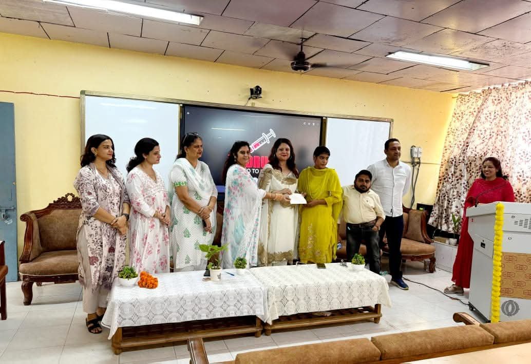 राजकीय महाविद्यालय फरीदाबाद में हिंदी दिवस पर काव्य पाठ प्रतियोगिता
