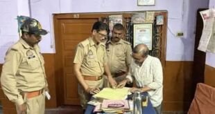 अयोध्या में होटलों पर पुलिस का छापा