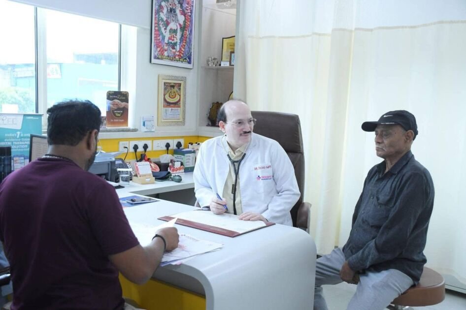 फरीदाबाद में वर्ल्ड हार्ट डे पर एकॉर्ड अस्पताल में जागरूकता कार्यक्रम