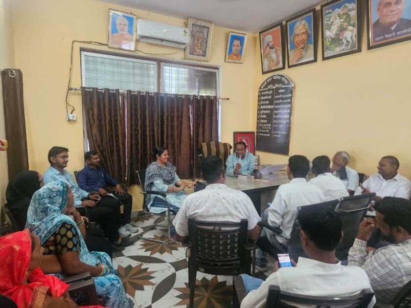 अहरौरा नगर पंचायत बोर्ड बैठक में उत्तर प्रदेश 2047 विकसित संकल्प