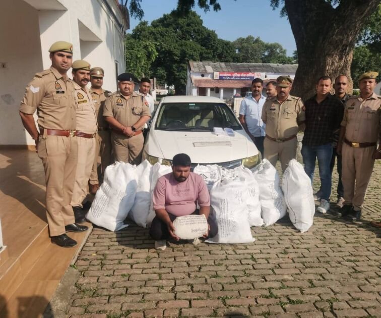 अयोध्या इनायतनगर पुलिस द्वारा बरामद किया गया 22 लाख रुपए मूल्य का गांजा