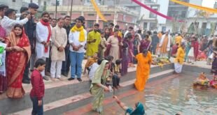 मंत्री राजेश नागर ने फरीदाबाद में छठ पूजा समारोह में शामिल होकर श्रद्धालुओं को शुभकामनाएं दीं
