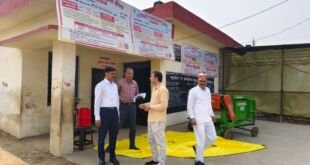 मंडलायुक्त मीरजापुर द्वारा धान क्रय केंद्रों का निरीक्षण