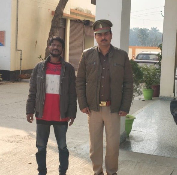 देवरिया - थाना बरियारपुर पुलिस द्वारा गो-तस्करी में वांछित 01 अभियुक्त को किया गया गिरफ्तार 1 IMG 20260208 WA0005