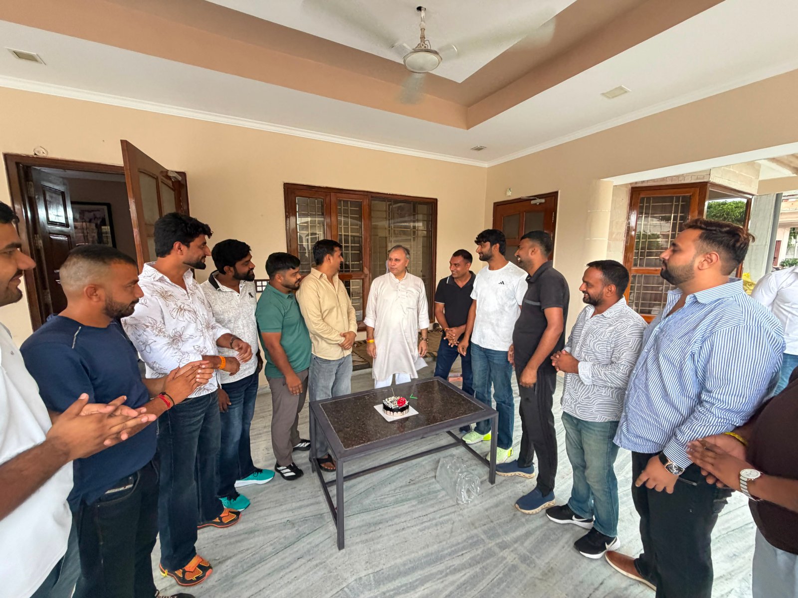विजय प्रताप के जन्मदिवस पर लोगों ने लिया जनसेवा का संकल्प 2 IMG 20260724 WA0014
