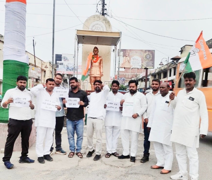 देवरिया - छात्रों पर लाठीचार्ज की हो निष्पक्ष जांच दोषी पुलिसकर्मियों पर हो कार्रवाई - हर्षित सिंह 1 IMG 20260827 WA0009