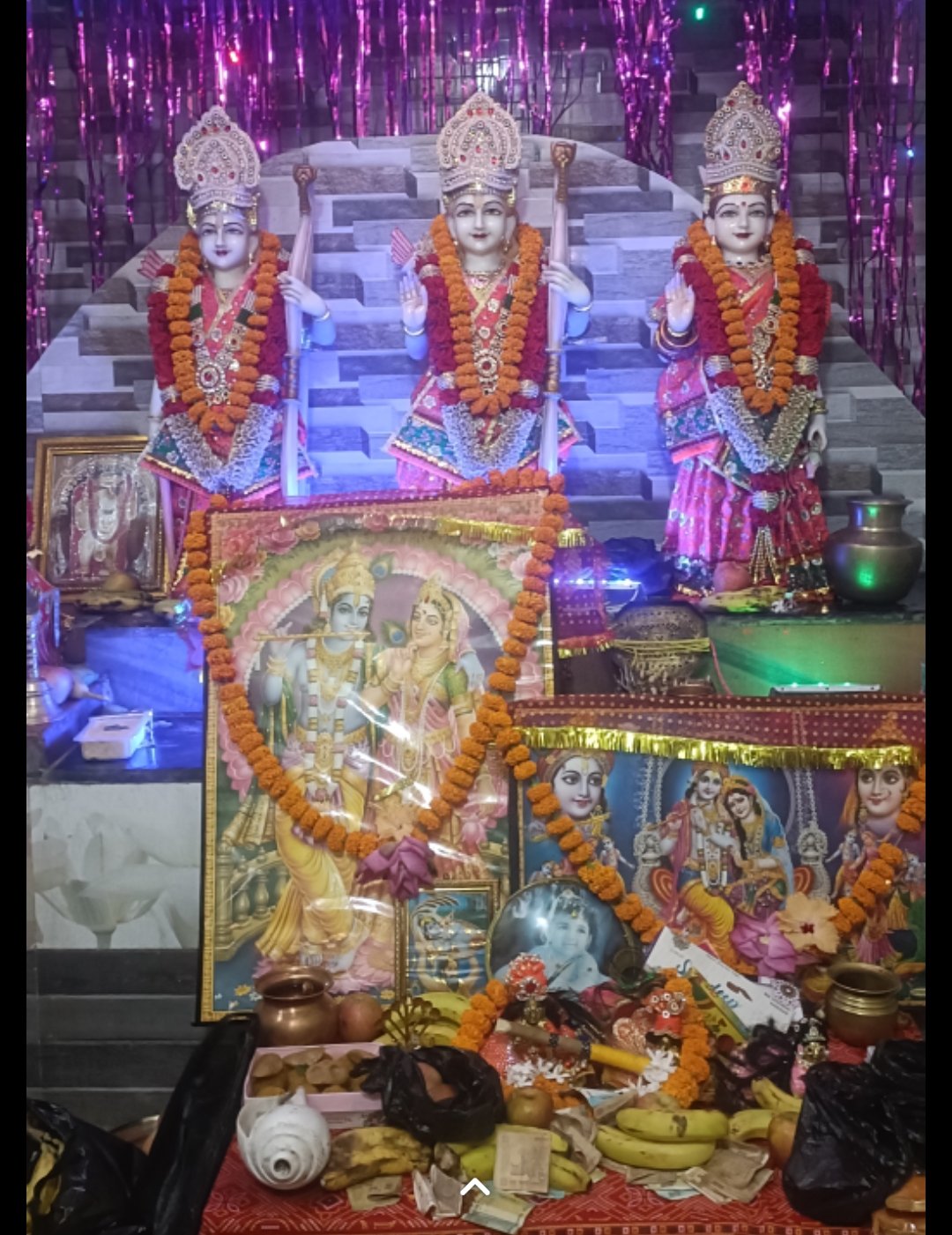 देवरिया - राधाष्टमी पर खुखुन्दू राम-जानकी मंदिर में गूंजा भक्ति का स्वर, भजन-कीर्तन के बाद हुआ विशाल भंडारा 2 Screenshot 2026 09 19 22 00 57 69 6012fa4d4ddec268fc5c7112cbb265e7